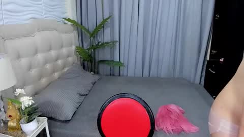 patricia_miller08 online show from December 2, 9:40 am