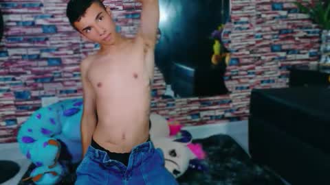 Feliphe online show from October 14, 8:28 am