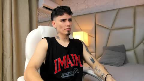 patrick_rouse online show from December 9, 5:41 pm