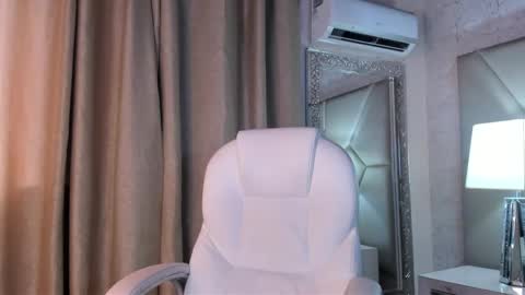 patrick_rouse online show from December 23, 9:18 pm