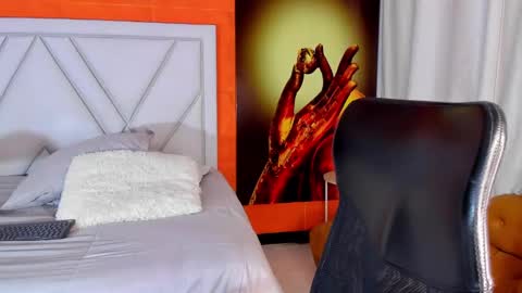 patrick_rouse online show from December 24, 9:00 pm