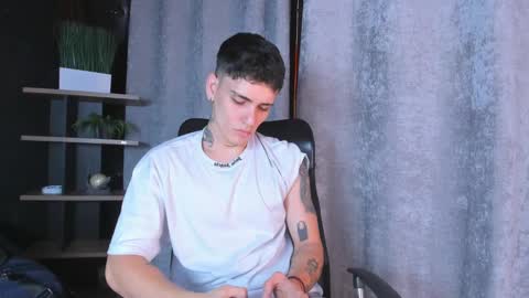 patrick_rouse online show from January 23, 5:52 pm