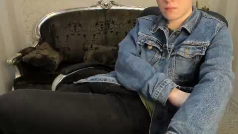 Patrick online show from June 11, 5:49 am