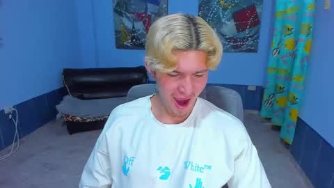 .... online show from November 5, 8:11 pm