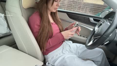 Andreea online show from February 4, 7:45 am