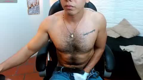 paul_cros online show from June 11, 11:30 am