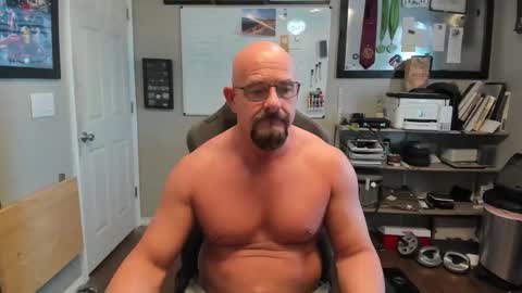 Justeffingaround online show from February 27, 7:47 pm