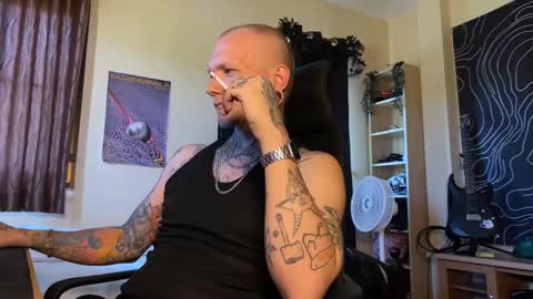 Paul online show from February 12, 7:01 am