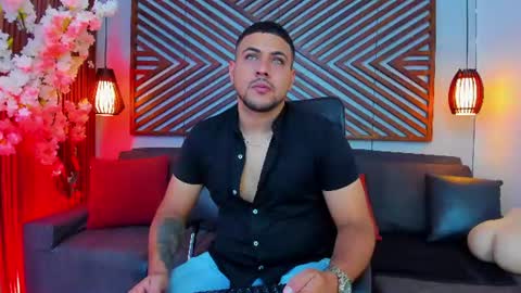 Paul Rivera online show from June 15, 8:23 pm