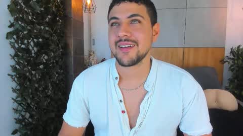 Paul Rivera online show from February 10, 11:52 pm