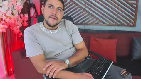 Paul Rivera online show from June 12, 11:26 pm