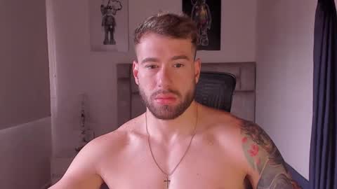 PAUL ROGER online show from November 4, 1:12 pm