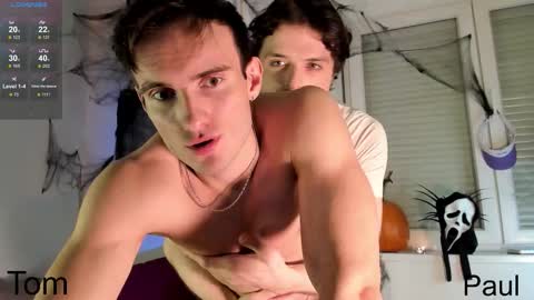 Paul online show from October 22, 6:42 pm