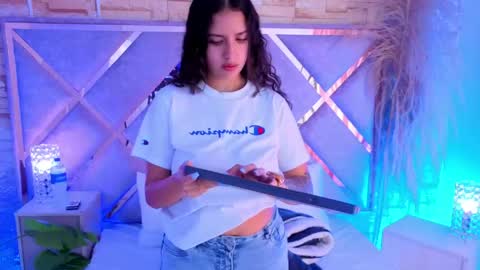 paulette_dupont_ online show from June 8, 1:50 am