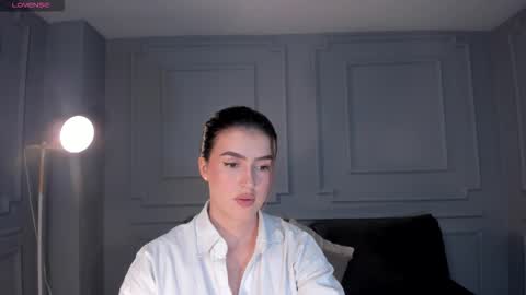 Paulina Santos  online show from January 9, 8:03 pm