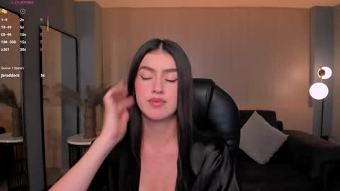 Paulina Santos  online show from October 13, 8:55 pm