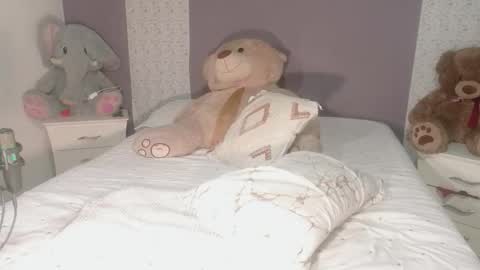 paulina online show from December 2, 6:28 pm