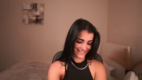 Pauline online show from June 12, 1:10 pm