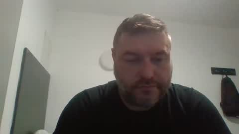 pauljr85 online show from June 12, 9:58 pm