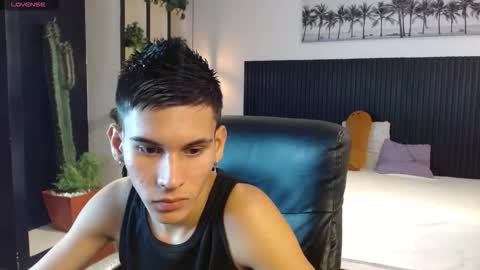 paull online show from February 15, 3:42 am