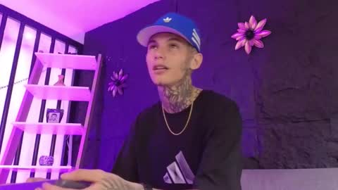 Paulo online show from February 20, 7:27 pm