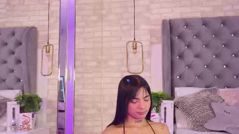 Pau online show from July 6, 3:03 pm