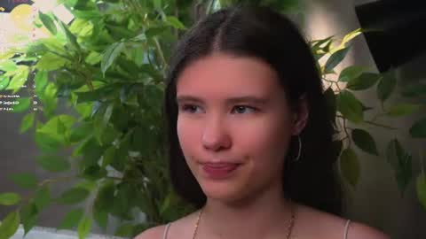 Beautiful Mila online show from June 27, 5:24 am