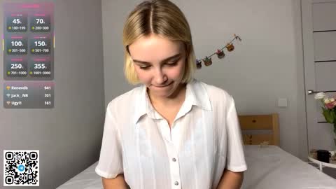 Lola online show from November 26, 3:20 pm