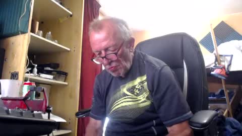 pc8474408 online show from July 28, 1:32 pm