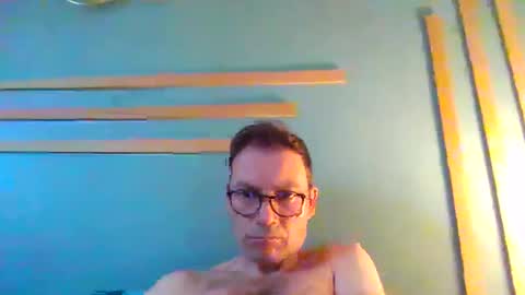 pchittt online show from March 12, 9:12 am