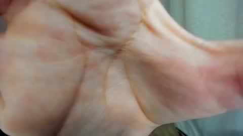 peach tyron online show from March 1, 1:53 am