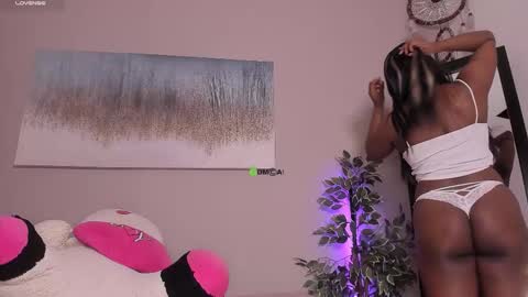 Briana online show from October 30, 2:17 pm