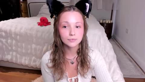 Lili online show from October 30, 1:39 am