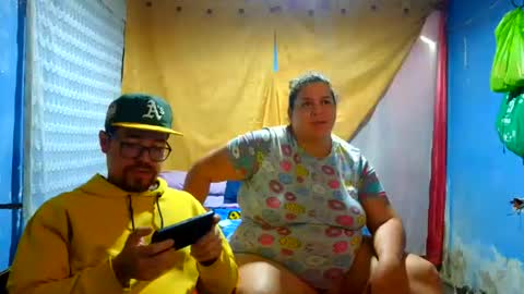pecadodulce online show from June 15, 6:00 pm