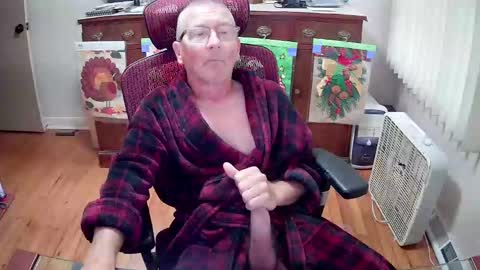 peepingmale online show from October 19, 12:54 pm