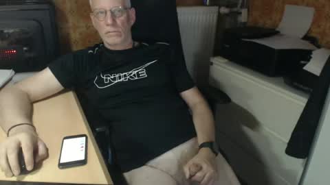 Pemue65 online show from July 3, 11:48 am