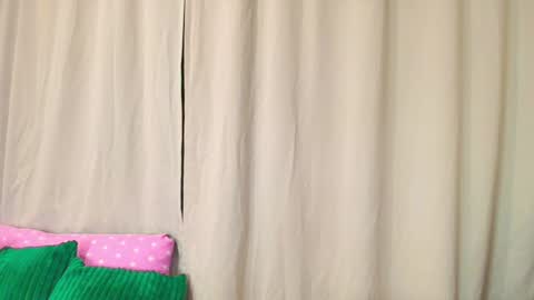 Penny online show from November 22, 1:15 am