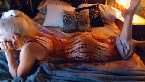 penelope_pussy_play online show from June 28, 10:44 am