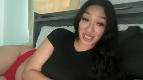penelopeinwonderland online show from June 17, 1:32 am