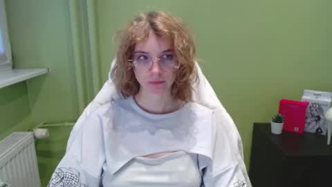 Penny online show from December 4, 8:03 am