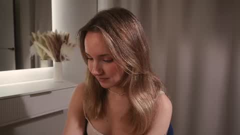 im Kira today is my 1st day here 3 online show from June 15, 7:55 am