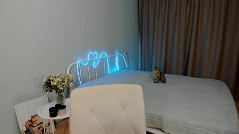 peopleneedlove online show from October 29, 10:32 pm