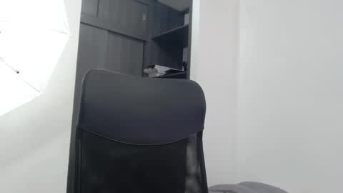 Snapshot of percibal_junior1 chatting on January 23, 1:02 pm percibal_junior1 online show from January 23, 1:02 pm