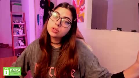 Sarah Ana Banana online show from June 17, 11:37 am