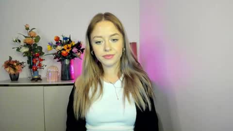 Cindy online show from November 14, 7:54 am