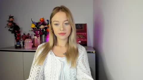 Cindy online show from October 27, 6:24 am