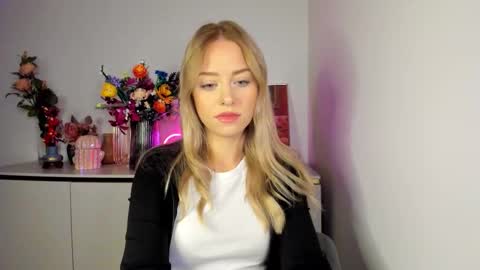 Cindy online show from October 23, 6:04 am