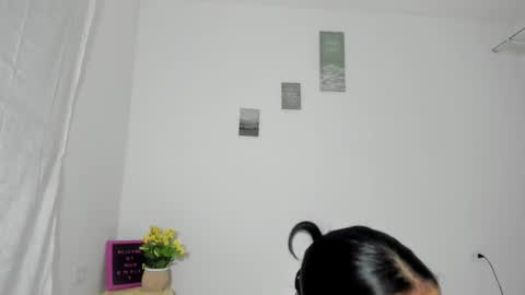 Perla mistc online show from January 17, 5:28 am