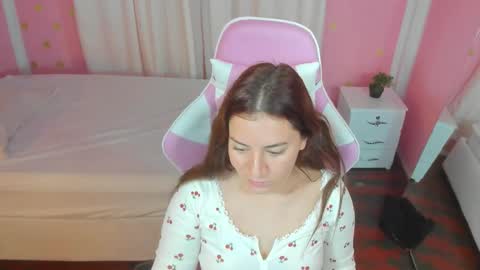 Marie online show from October 24, 10:27 am