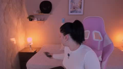 Marie online show from March 24, 11:38 am